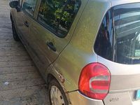 Usata Renault Modus 75 CV (55 kW) 2010 Grigio Monovolume