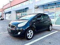 Usata Kia Venga 90 CV (66 kW) 2013 Nero Utilitaria
