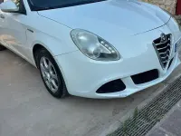 Usata Alfa Romeo Giulietta 105 CV (77 kW) 2012 Bianco Utilitaria