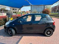 usata Toyota Yaris Nera 1.3 cc 87cv Automatica usata