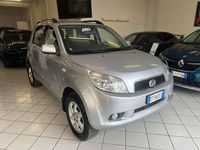 Usata Daihatsu Terios 105 CV (77 kW) 2006 Argento SUV