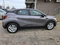 Usata Renault Captur Equilibre 101 CV (74 kW) 2023 Grigio SUV