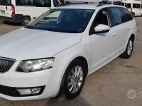 Usata Skoda Octavia Executive 110 CV (80 kW) 2017 Bianco Station wagon