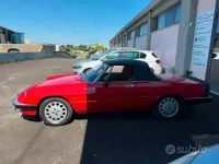 Usata Alfa Romeo Spider 106 CV (77 kW) 1990 Rosso Cabrio
