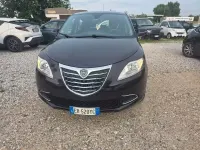 Usata Lancia Ypsilon Platinum 69 CV (50 kW) 2013 Viola Utilitaria