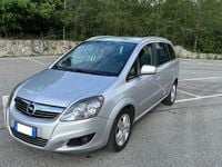 Usata Opel Zafira 110 CV (80 kW) 2015 Argento Monovolume