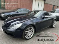 Usata Mercedes SLK280 231 CV (169 kW) 2007 Blu Cabrio