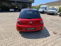 Usata Opel Adam Glam 69 CV (50 kW) 2016 Rosso Utilitaria