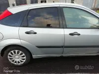 Usata Ford Focus 100 CV (73 kW) 2005 Grigio Berlina