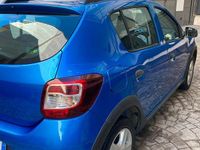 Usata Dacia Sandero Prestige 90 CV (66 kW) 2013 Blu Berlina