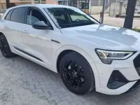 Usata Audi e-tron S-Line 158 kW (215 CV) 2020 Bianco SUV