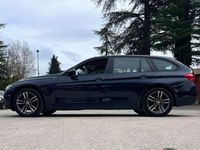 Usata BMW 318 150 CV (110 kW) 2016 Blu Station wagon