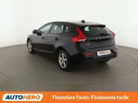 Usata Volvo V40 Kinetic 122 CV (89 kW) 2018 Nero Station wagon