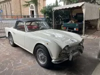 Usata Triumph TR4 101 CV (74 kW) 1963 Bianco Cabrio