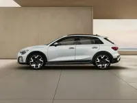 Nuova Audi A3 Comfort 150 CV (110 kW) 2026 Bianco ghiacciaio metallizzato Berlina