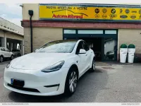 Usata Tesla Model Y 189 kW (258 CV) 2023 Bianco SUV