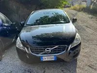 Usata Volvo V60 163 CV (119 kW) 2011 Nero Station wagon
