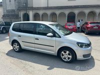 Usata VW Touran 102 CV (75 kW) 2016 Grigio Monovolume
