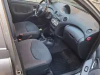 Usata Toyota Yaris Sol 65 CV (47 kW) 2003 Utilitaria