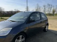 Usata Ford Fiesta Ghia 69 CV (50 kW) 2004 Utilitaria