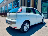 Usata Fiat Punto Evo Dynamic 95 CV (69 kW) 2010 Bianco Utilitaria