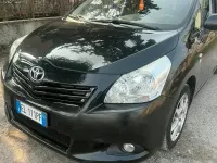 Usata Toyota Verso 126 CV (92 kW) 2012 Nero Monovolume
