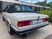 Usata BMW 325 170 CV (125 kW) 1989 Bianco Cabrio