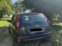 Usata Ford Fiesta Ghia 75 CV (55 kW) 2007 Utilitaria