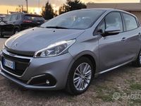 Usata Peugeot 208 Active 102 CV (75 kW) 2019 Grigio Utilitaria