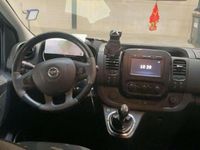 Usata Opel Vivaro 125 CV (91 kW) 2017 Argento Monovolume