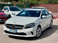 Usata Mercedes A180 Premium 109 CV (80 kW) 2017 Bianco Utilitaria