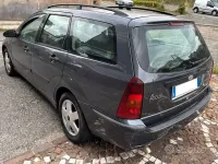 Usata Ford Focus Ghia 116 CV (85 kW) 2003 Grigio Station wagon