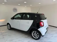 Usata Smart ForFour Passion 90 CV (66 kW) 2017 Bianco Utilitaria
