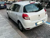 Usata Renault Clio II 58 CV (42 kW) 2010 Bianco Berlina