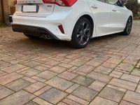 Usata Ford Focus 125 CV (91 kW) 2019 Bianco Berlina