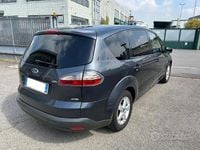 Usata Ford S-MAX Titanium 140 CV (102 kW) 2007 Grigio Monovolume