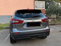 Usata Nissan Qashqai 131 CV (96 kW) 2018 Grigio SUV