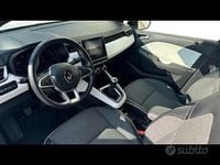 Usata Renault Clio V Intens 91 CV (66 kW) 2023 Bianco Berlina