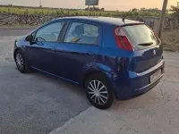 Usata Fiat Grande Punto 65 CV (47 kW) 2009 Bluazzurro Utilitaria