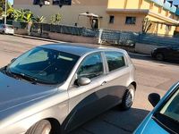 Begagnad Alfa Romeo 147 116 HK (85 kW) 2007 Grå Halvkombi