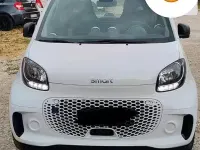 Usata Smart ForTwo Coupé 41 kW (56 CV) 2020 Bianco Utilitaria