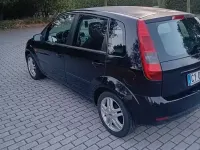 Usata Ford Fiesta Ghia 75 CV (55 kW) 2005 Nero Utilitaria