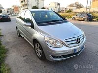 Usata Mercedes B200 140 CV (102 kW) 2008 Monovolume