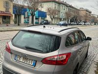 Usata Ford Focus 116 CV (85 kW) 2010 Grigio Station wagon