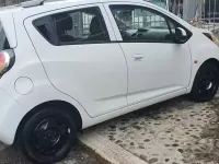 Begagnad Chevrolet Spark 68 HK (50 kW) 2010 Vit Halvkombi