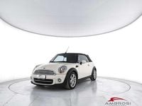 Usata Mini Cooper Cabriolet 122 CV (89 kW) 2011 Beige Cabrio