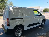 Usata Peugeot E-Partner 56 kW (77 CV) 2024 Bianco Monovolume