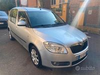 Usata Skoda Roomster 80 CV (58 kW) 2009 Grigio Monovolume