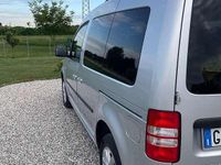 Usata VW Caddy 102 CV (75 kW) 2011 Argento Monovolume