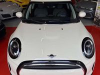 Usata Mini ONE Classic 102 CV (75 kW) 2022 English old white Utilitaria